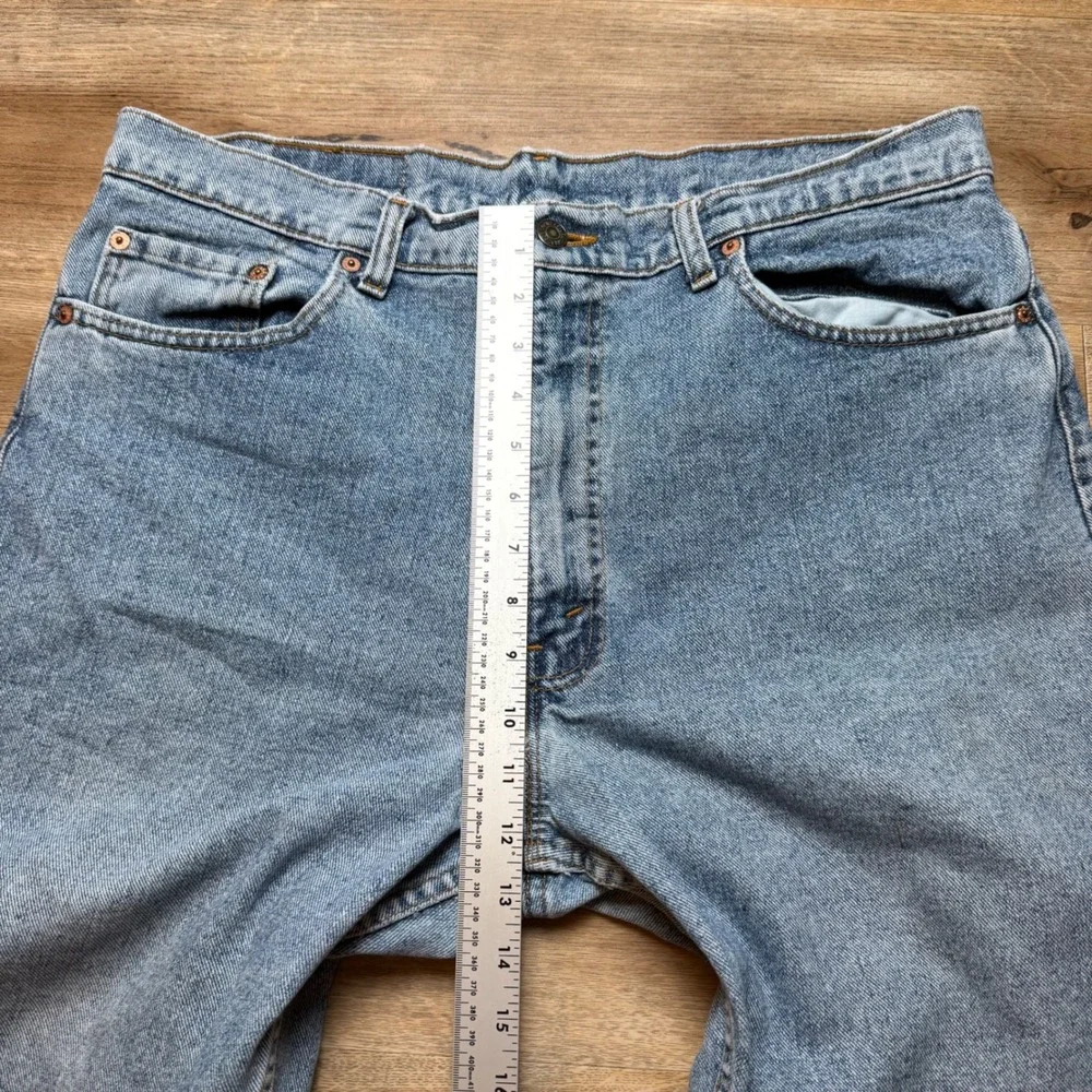 Vintage Levi's 550 Denim Shorts Men 36 Relaxed Fit Stone Wash Made USA Jorts 90s